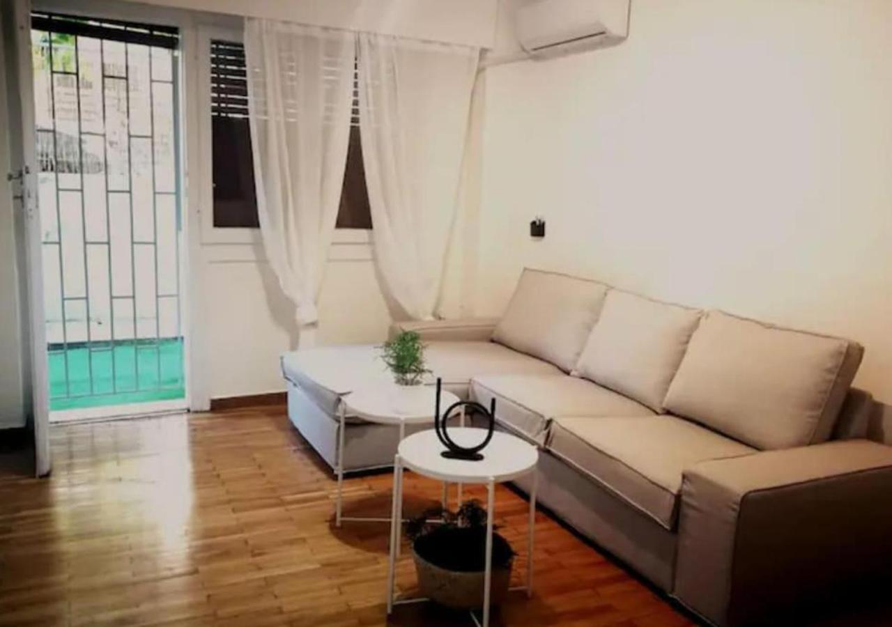 Apartment With Private Patio Athen Exterior foto